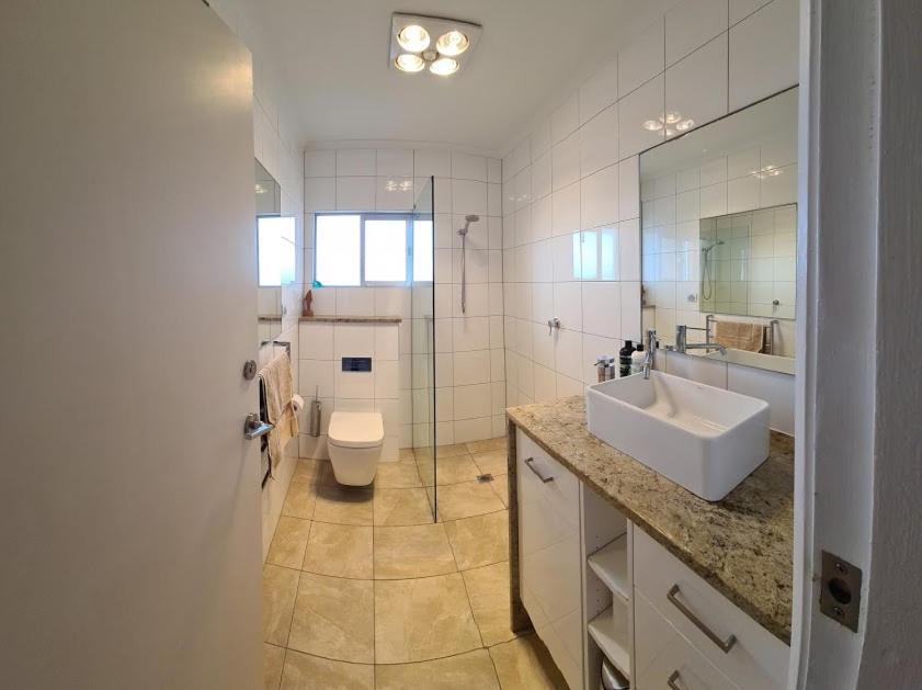 Acushla Accommodation Esplanade Living Self Check-In Self Check-Out West Beach ภายนอก รูปภาพ