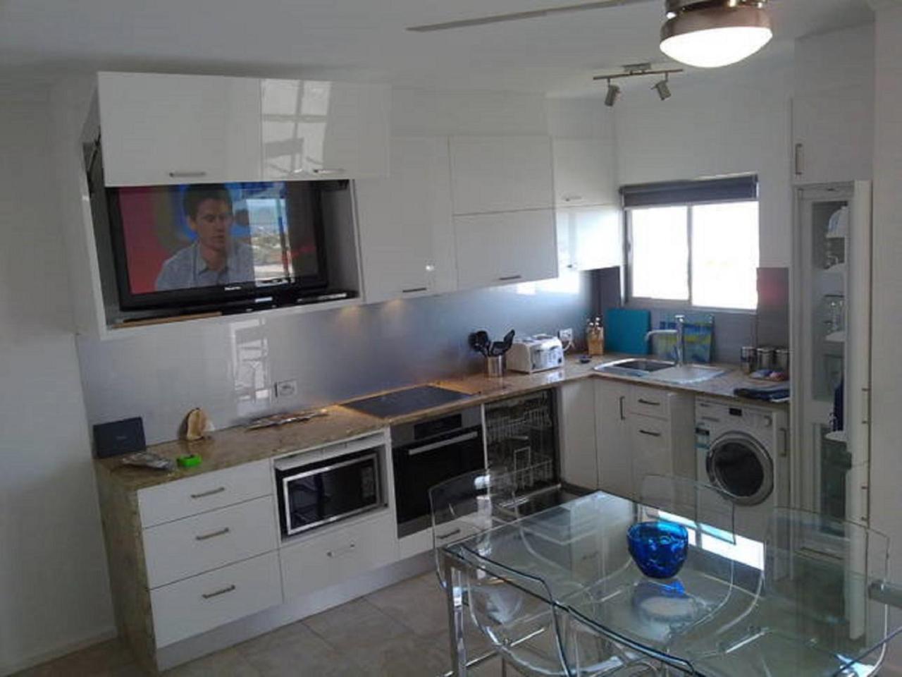 Acushla Accommodation Esplanade Living Self Check-In Self Check-Out West Beach ภายนอก รูปภาพ